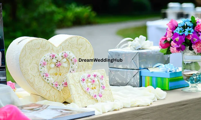 OM NAPKIN FLOWER BOUQUET